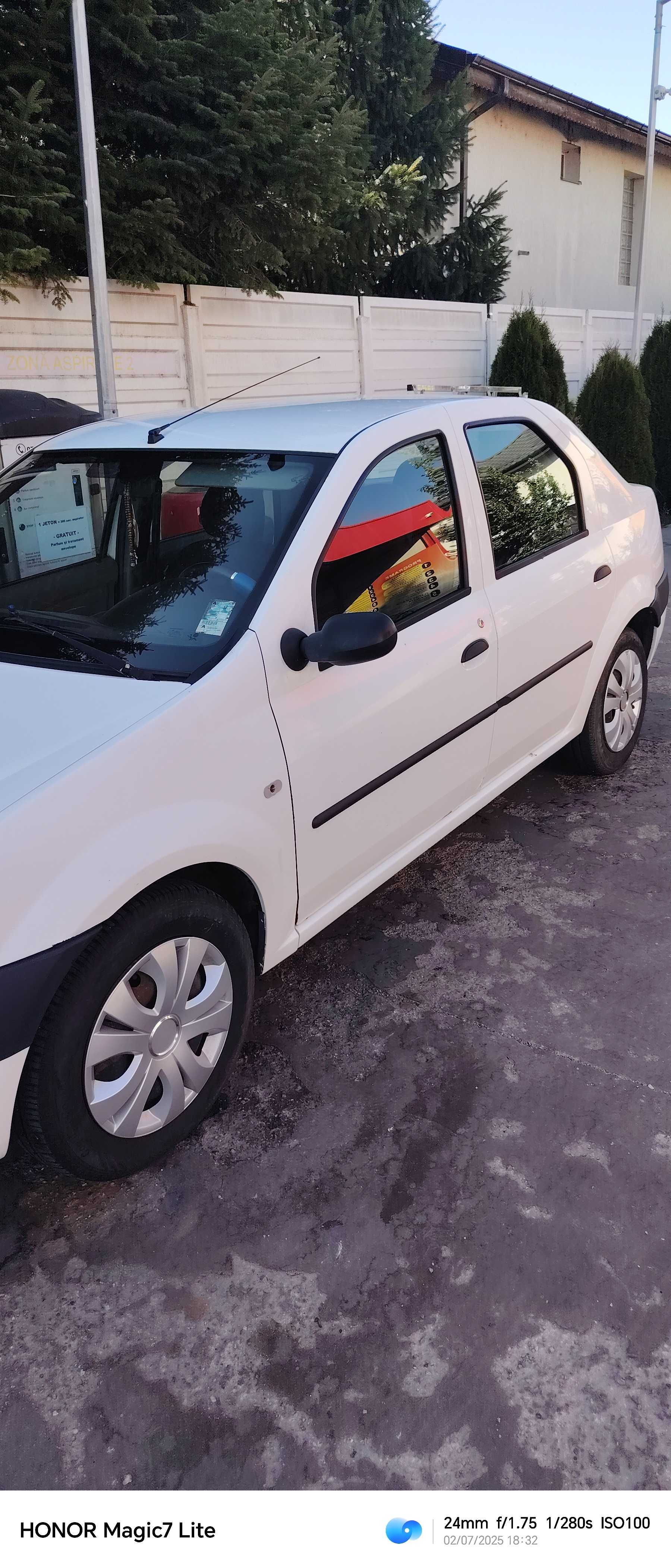 Dacia Logan Laureate 2005 benzină 1.4