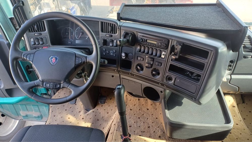 Scania camion basculabil