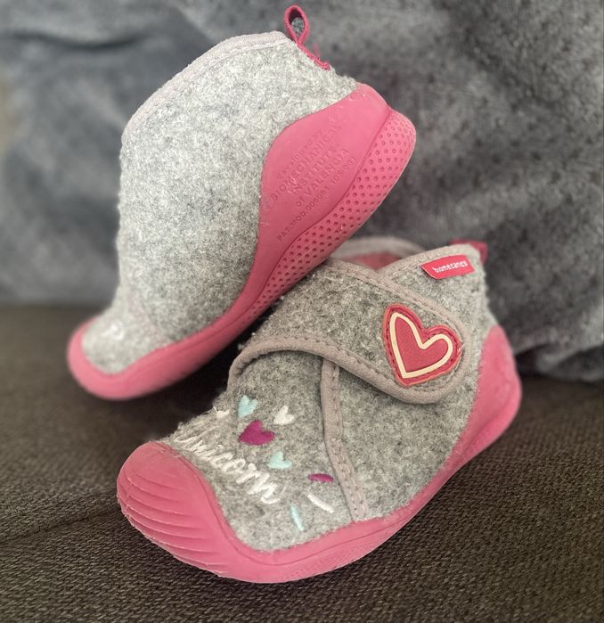 Пантофи Biomecanics, размер 24