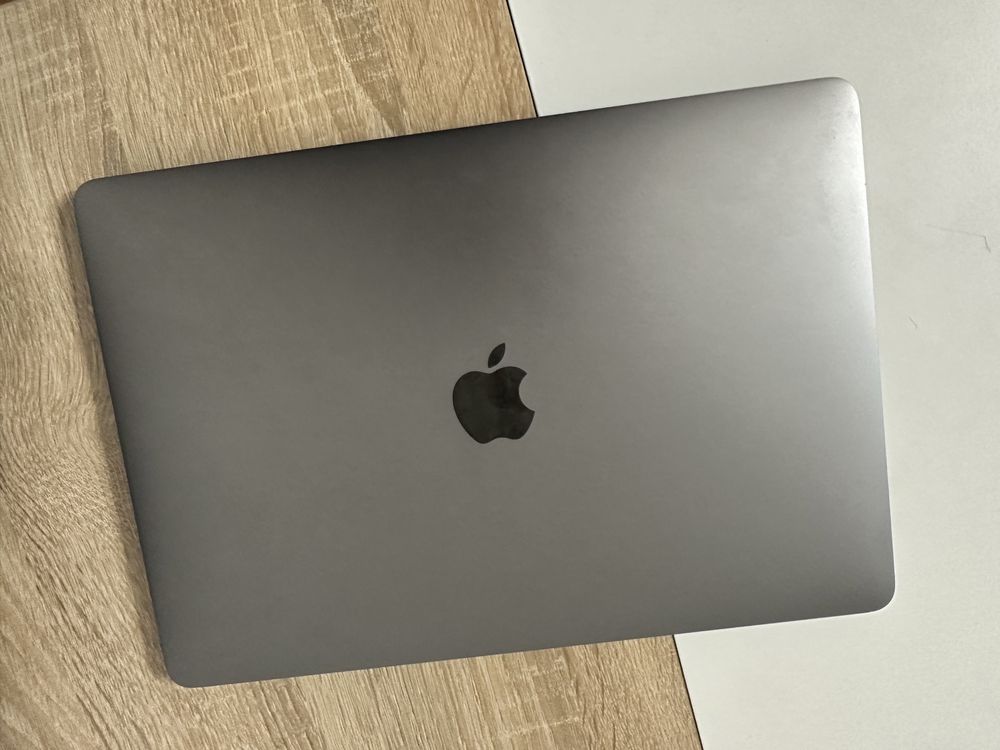 Macbook Pro 13, 256Gb (2018)