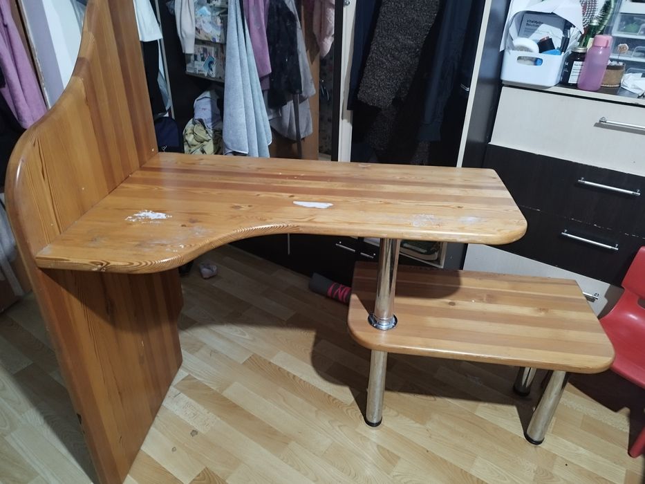 Стол стеллаж деревянный