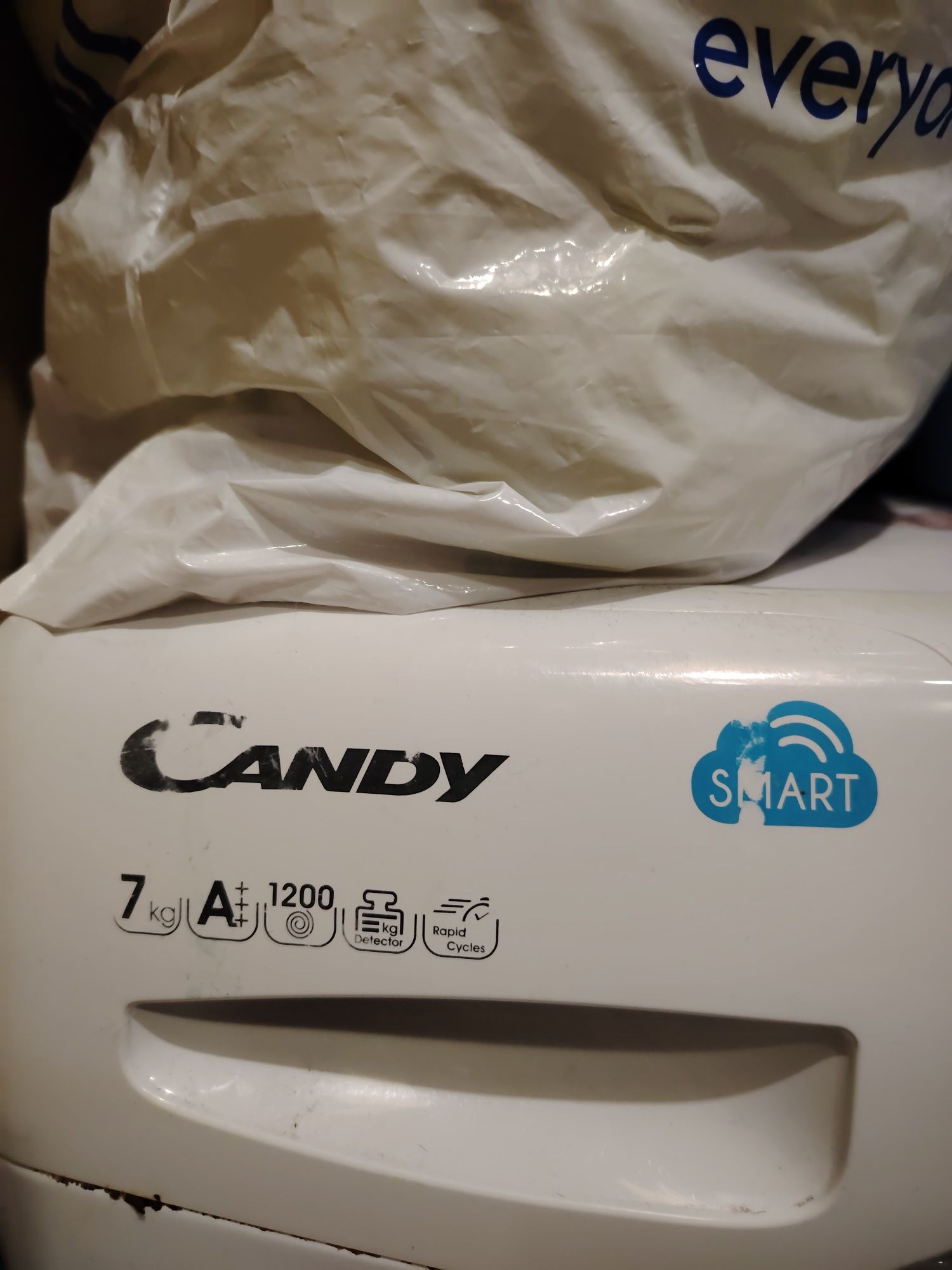 Пералня Candy Smart Touch – 7 кг / 1200 оборота