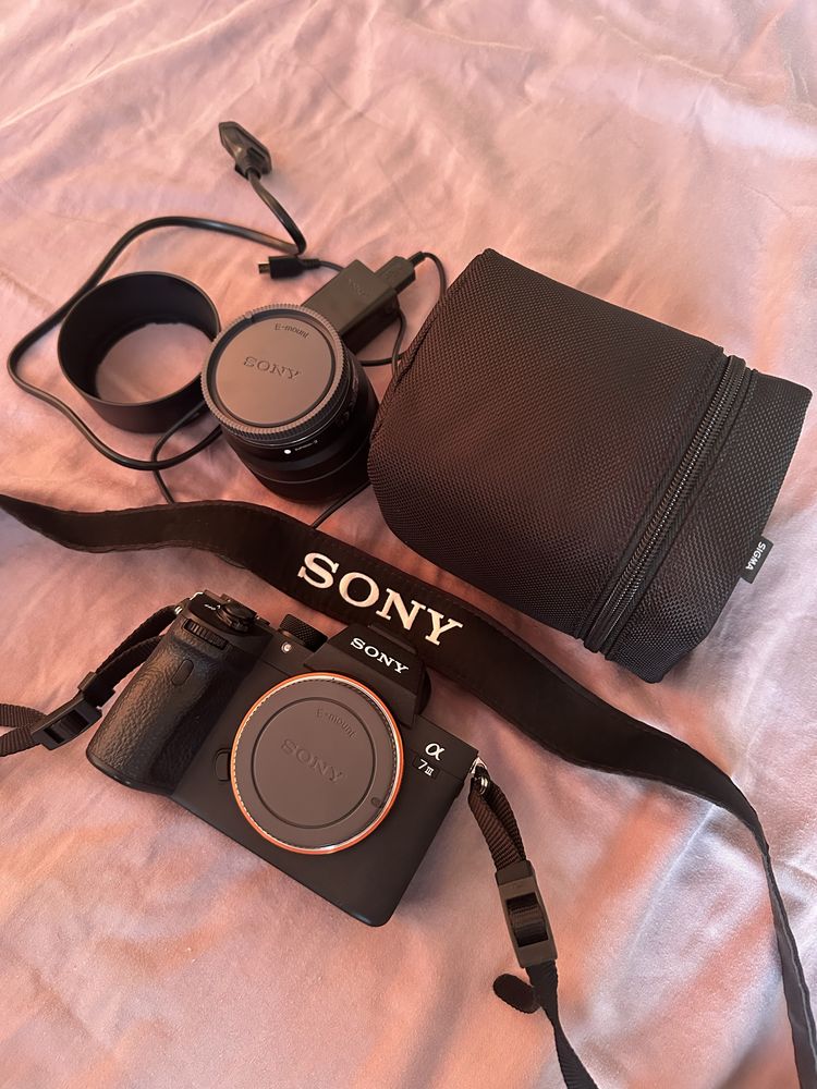 Sony alpha a7 III + sigma 85mm 1.4 art + sony 50mm 1.8