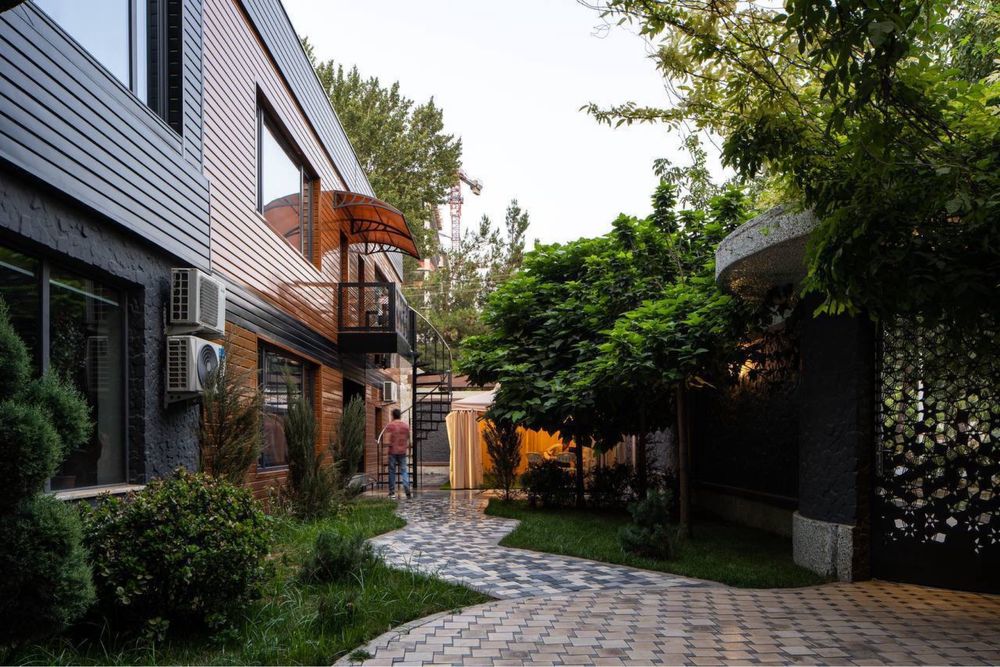 Продажа комерческое помешение ИНХА 700м2