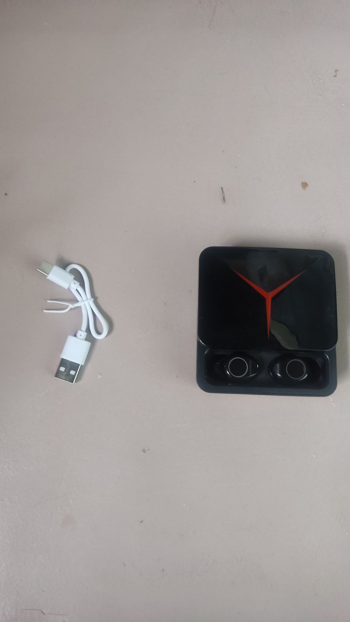Bluetooth Naushnik Sotiladi