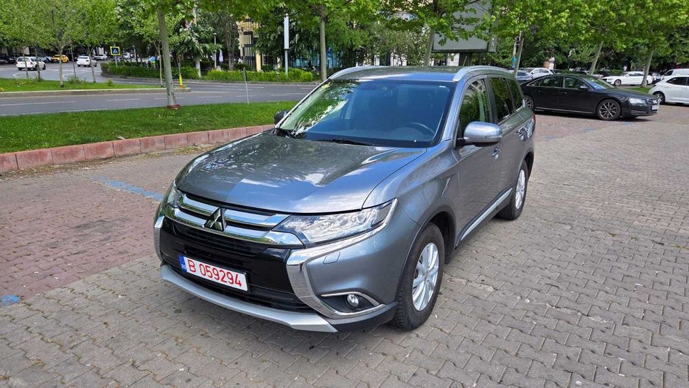 Mitsubishi Outlander, 4x4, 2016, 2.2 diesel, Euro 6, 7 locuri