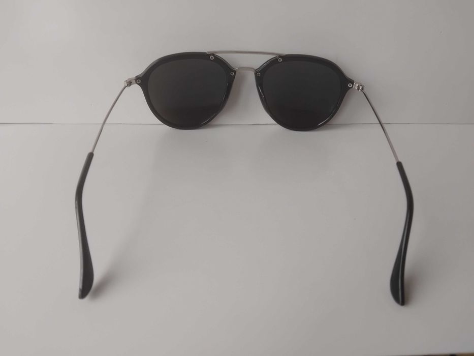 Слънчеви очила унисекс модел подходящи за мъже и жени