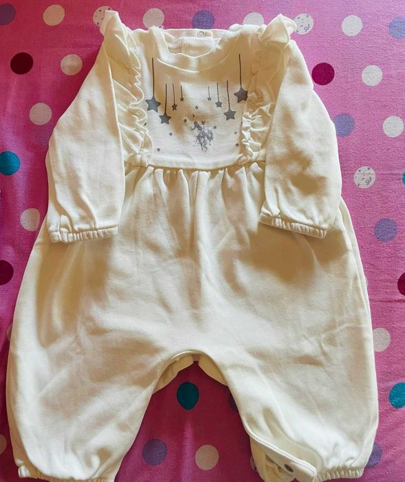 Vand 3 costumase achizitionate de la AnneBebe, firma USPA,