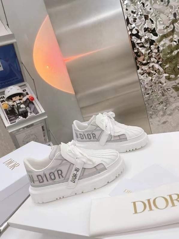 дамски обувки Dior,
налични