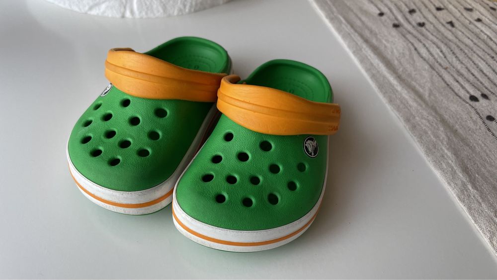 Crocs marime C5 unisex