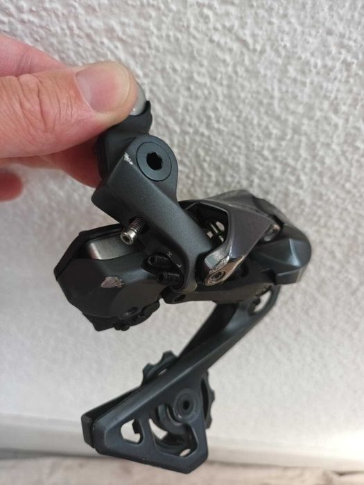 Schimbator spate Ultegra Di2 - 8050 SS si fata Dura Ace 9070 11 sp