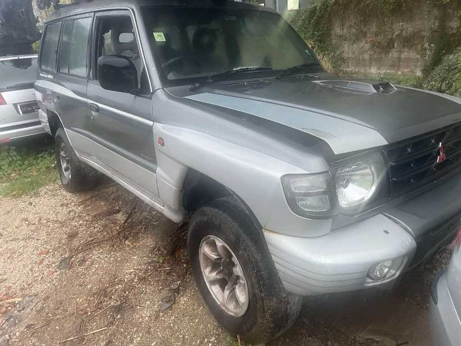 Мицубиши Паджеро 2.8 TDI 2800/ Mitsubishi Pajero 2.8 TDI 2800 на части