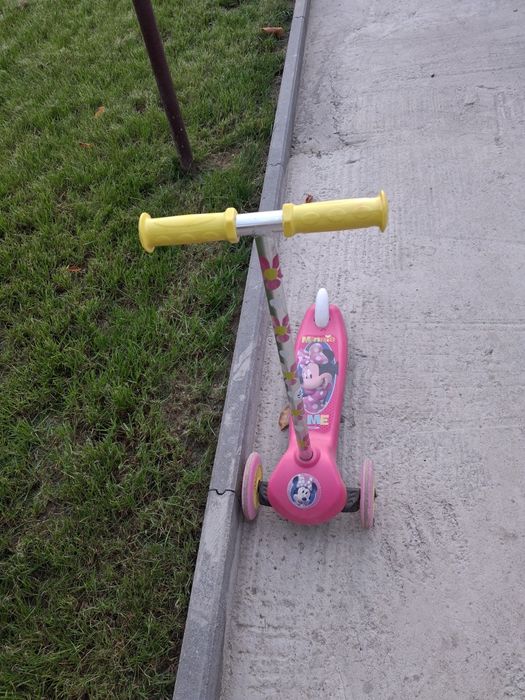 Trotineta fete Minnie Mouse