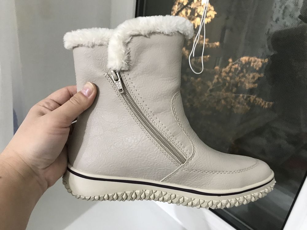 Новые сапожки Rieker 36 р-р на цигейке