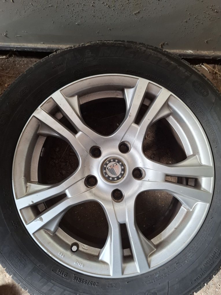 Алуминиеви джанти Platin с гуми R16