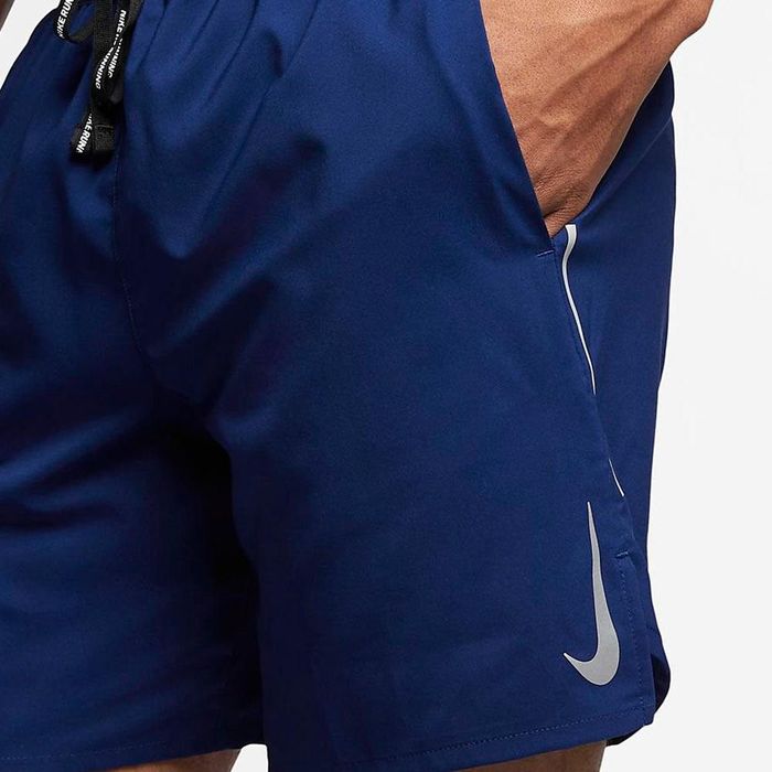 Къси панталони с клин NIKE.Размер M