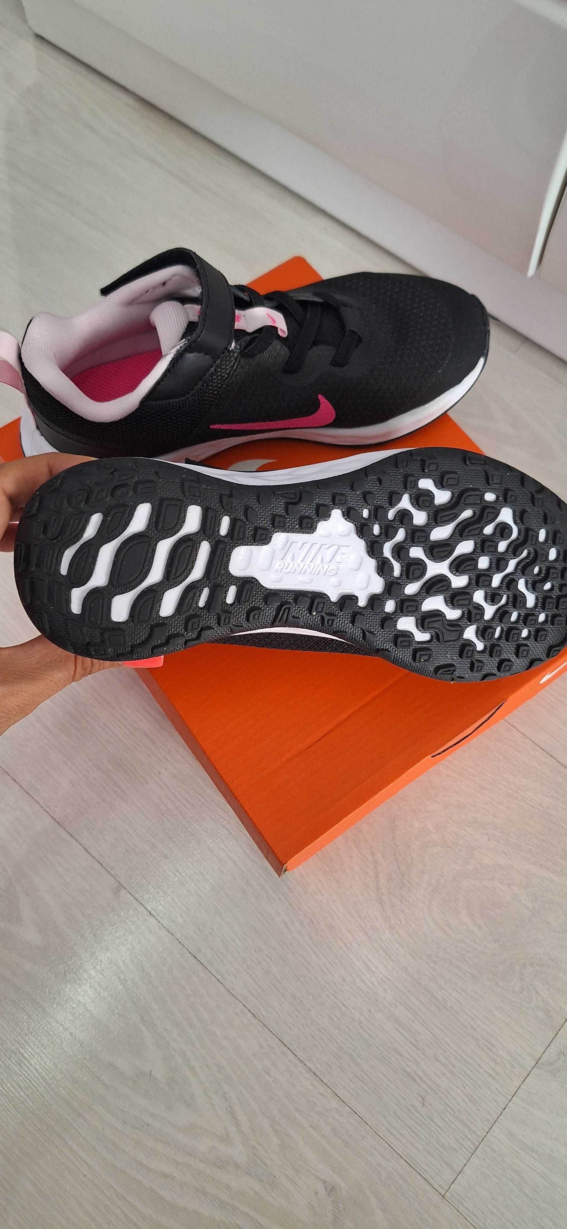 Детски маратонки Nike