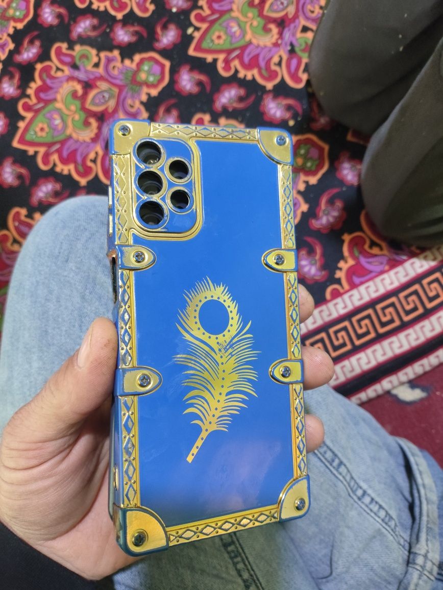 Samsung 4/128 srochna sotiladi
