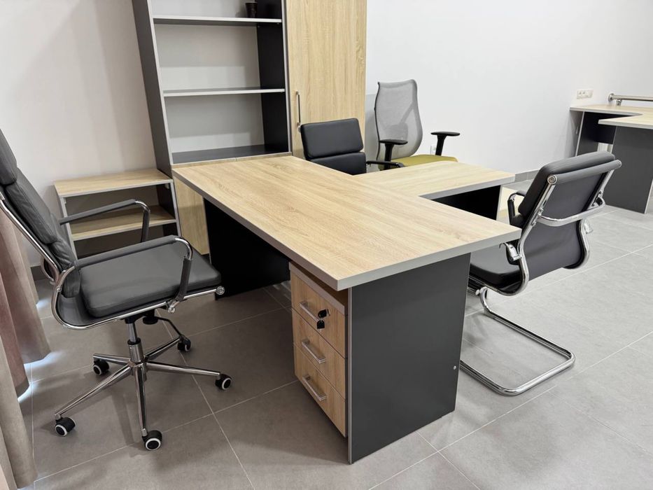 Ofisniy mebel kreslo