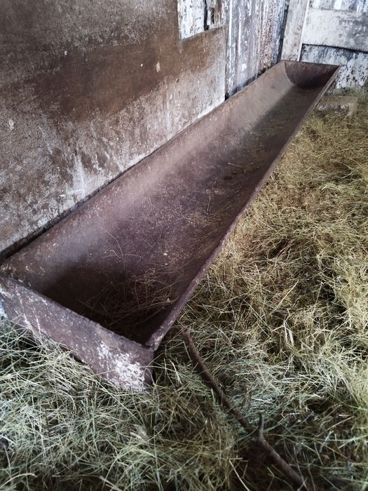 Продам  кормушки для  КРС МРС металические