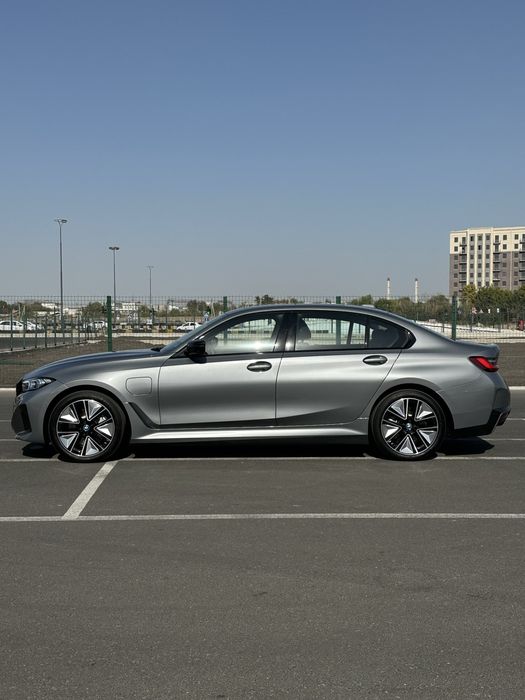 BMW i3 40L Night Sport 2024