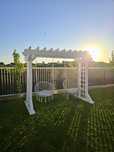 Leagan lemn tip pergola