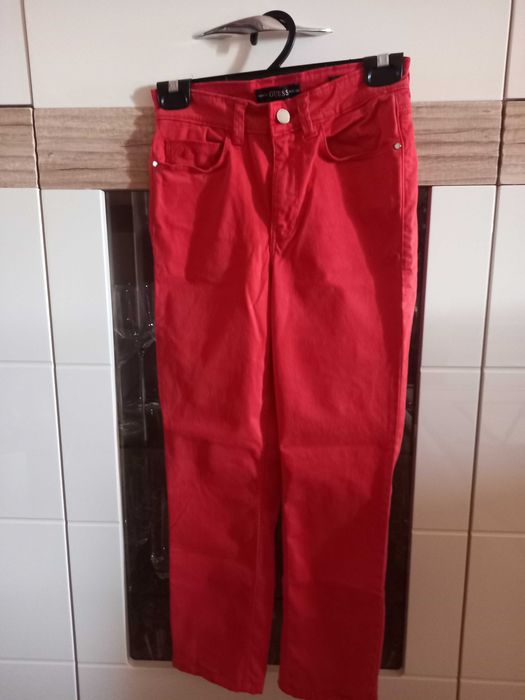 Намален-Оригинален лот Guess,shampion