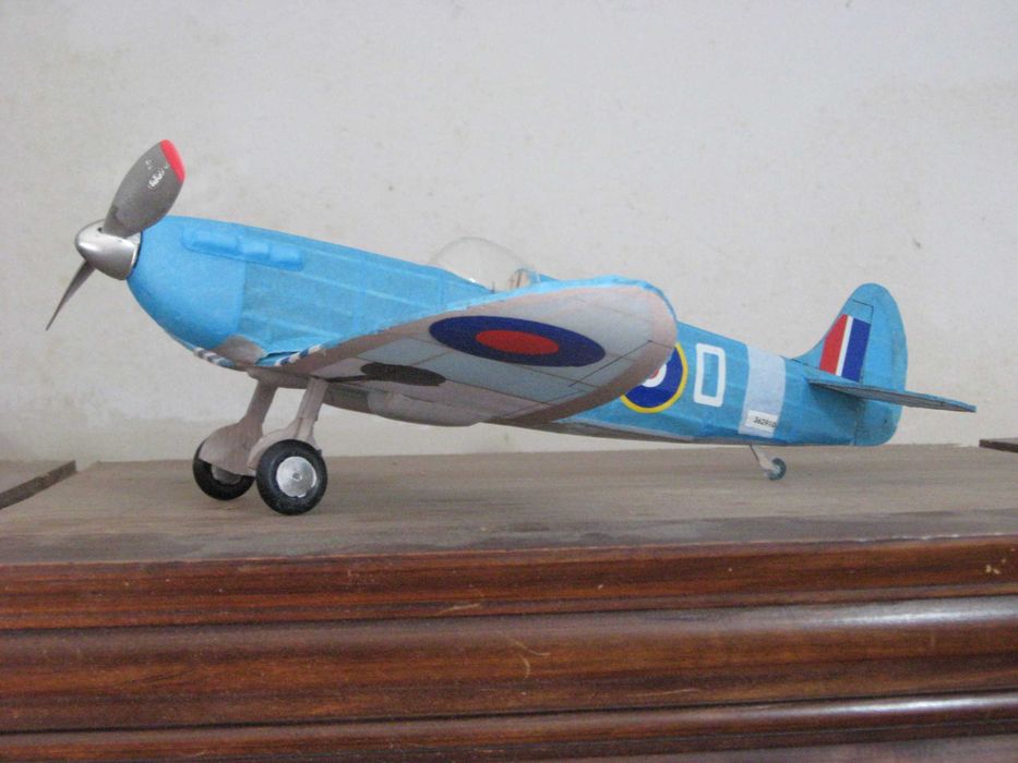 Aeromodel Spitfire