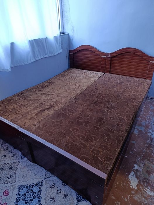 Spalni krovat sotiladi