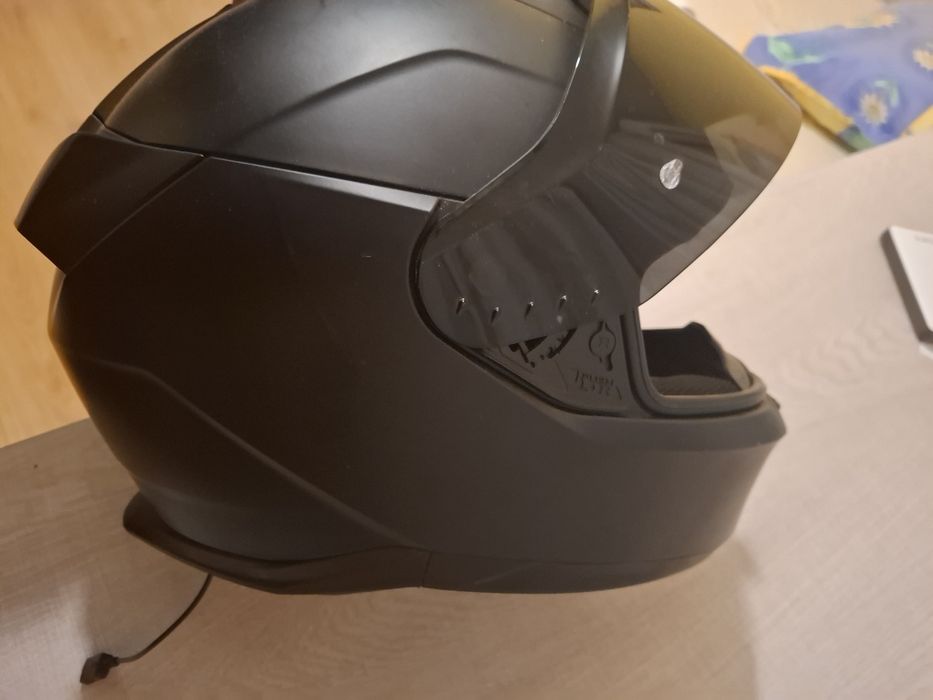*ПРОМО ЦЕНА, КАТО НОВА* Каска Shark D-Skwal 3 + Sharktooth prime