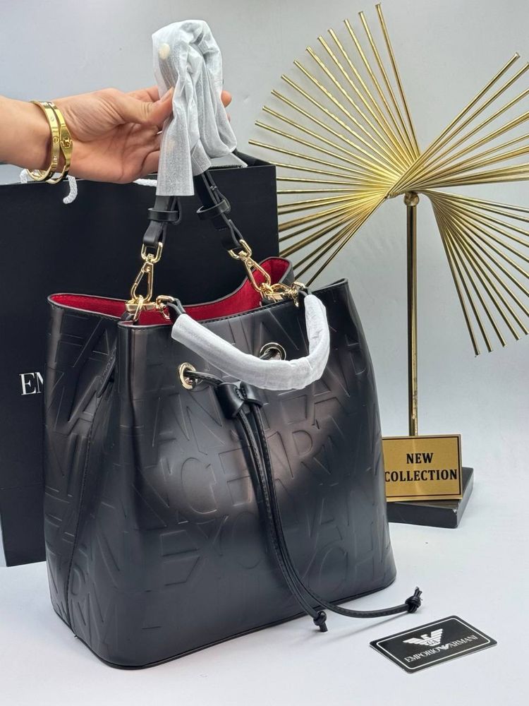 Geanta Armani  Noua !!! Dimensiuni 30/28 !!!