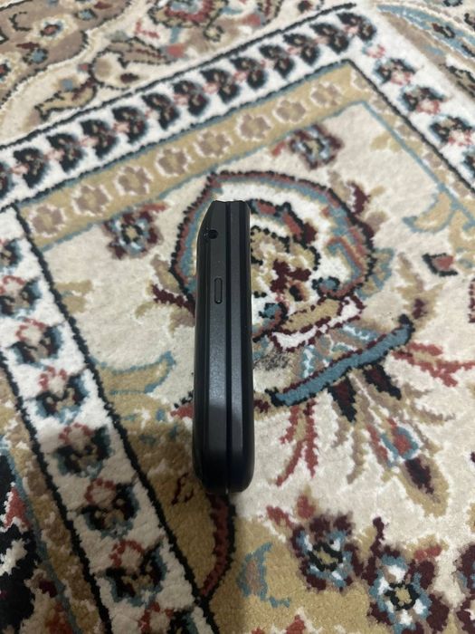 Nokia 2720 Flip 4G doʻkondan 10 yil garantiya bor karobka bir 2023 yi