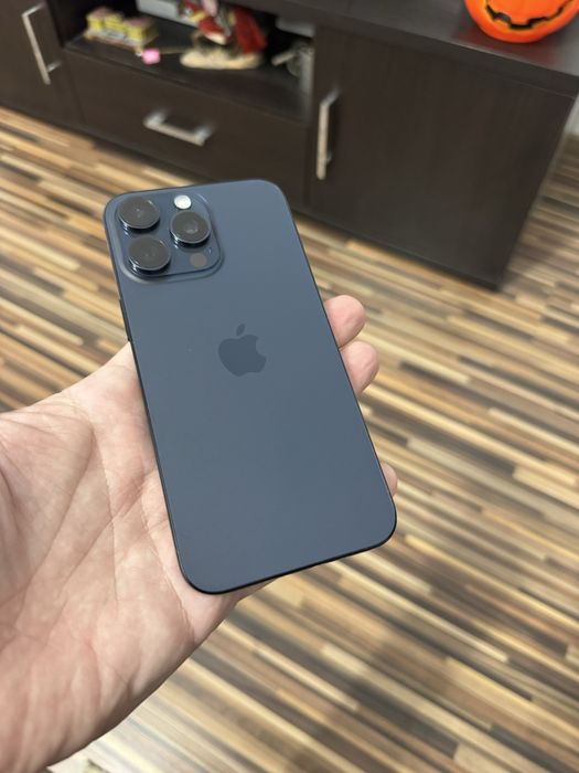 iPhone 15 PRO Max, blue, memorie 256Gb, baterie 87%,iOS 26,cablu,cutie