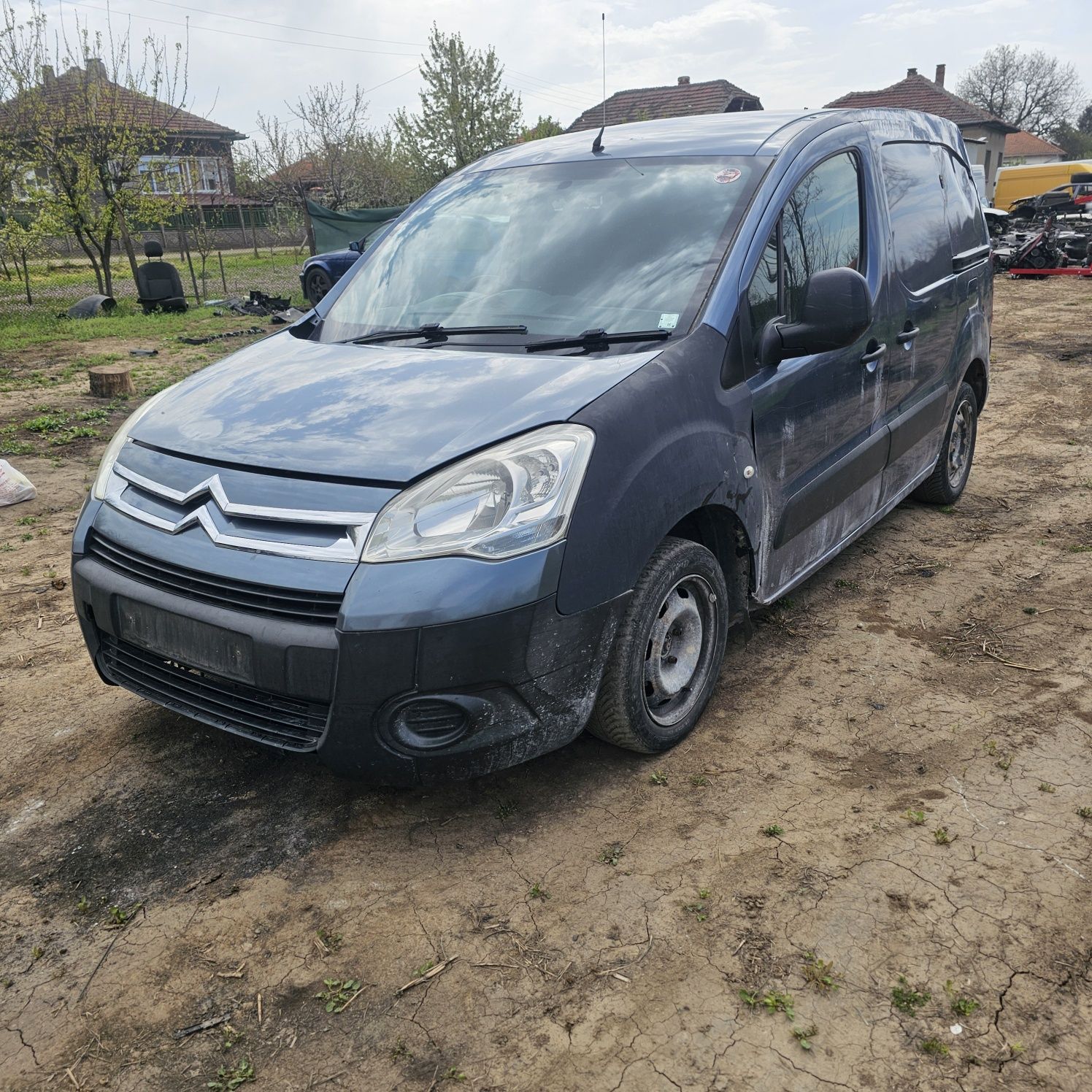Citroën Berlingo 1.6 дизел на части само.