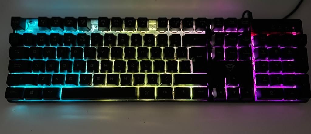 Tastatura luminoasa!