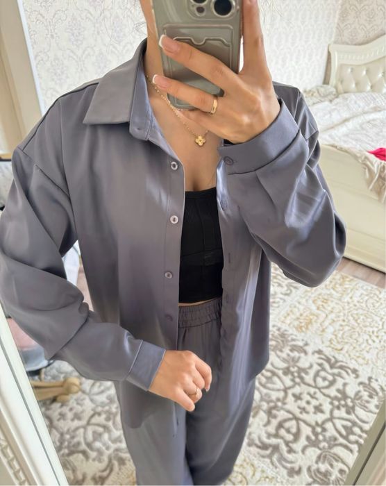 Платье, одевали 1-2 раза