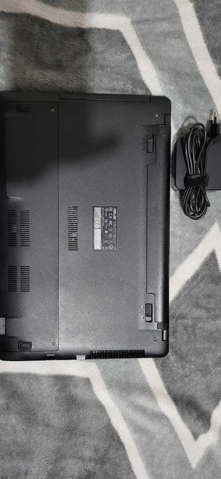 Laptop Asus x550cc Procesor Intel core i5-1135G7