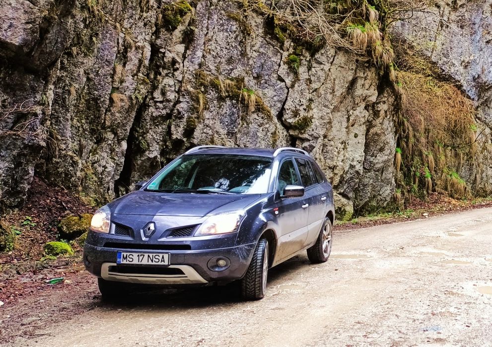 Renault koleos 4x4, 2011, 170000 km. Cutie automata