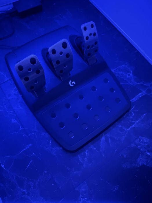 Volan logitech g923 ca nou