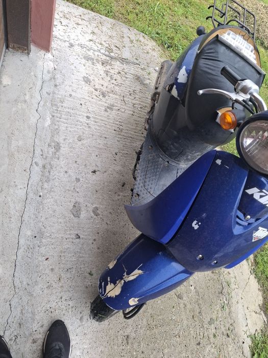 Vând sau  schimb scuter Honda today (defect)