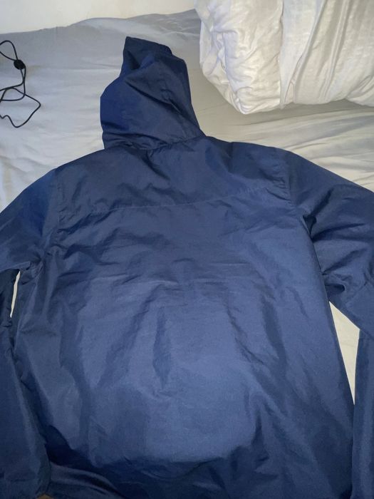 Продавям яке на найк