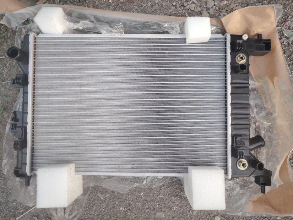 Радиатор новый от шевроле кобальт