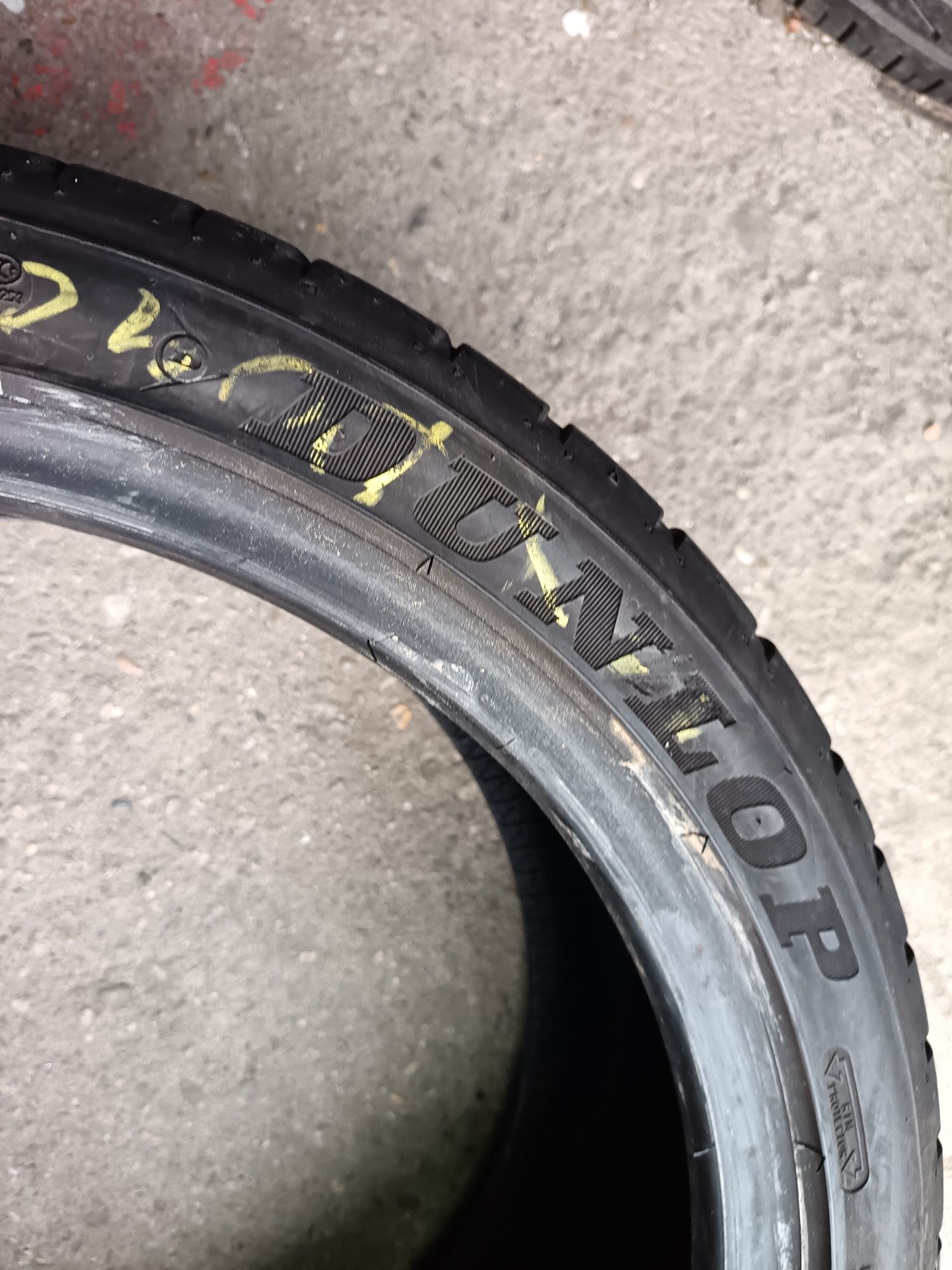 Anvelope vara 225 40 18 Dunlop. 2019 6.5mm