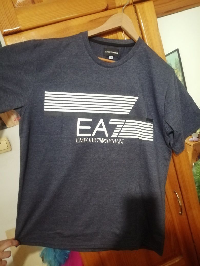 EA7 Emporio Armani