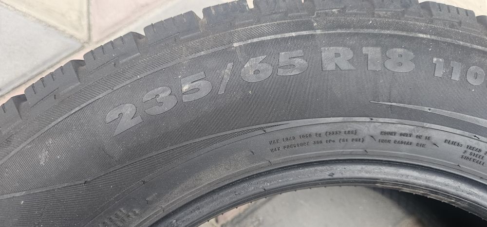 Продам шины Nokian RS2