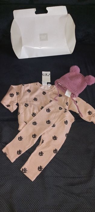 Нов Комплект за момиченце на  Zara