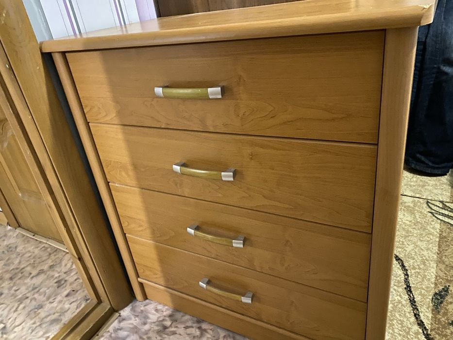 Продам комод( производство Польша)