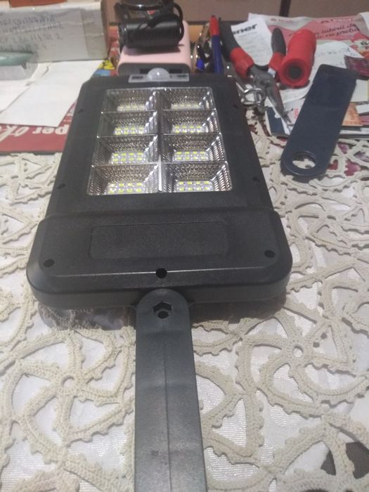 Lampă solară de putere mare