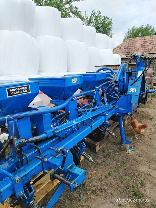 Vând semănătoare SPC 6 DF