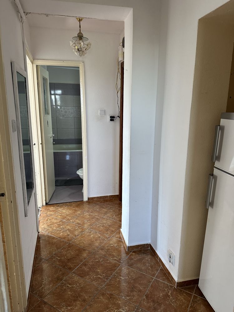 Inchiriez/Vand apartament